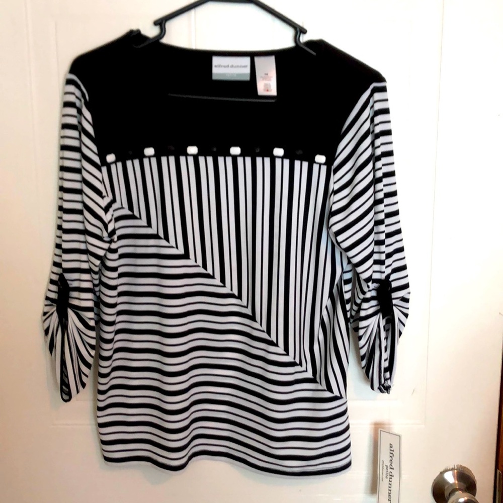 Brand new Alfred Dunner blouse petite medium with tags
